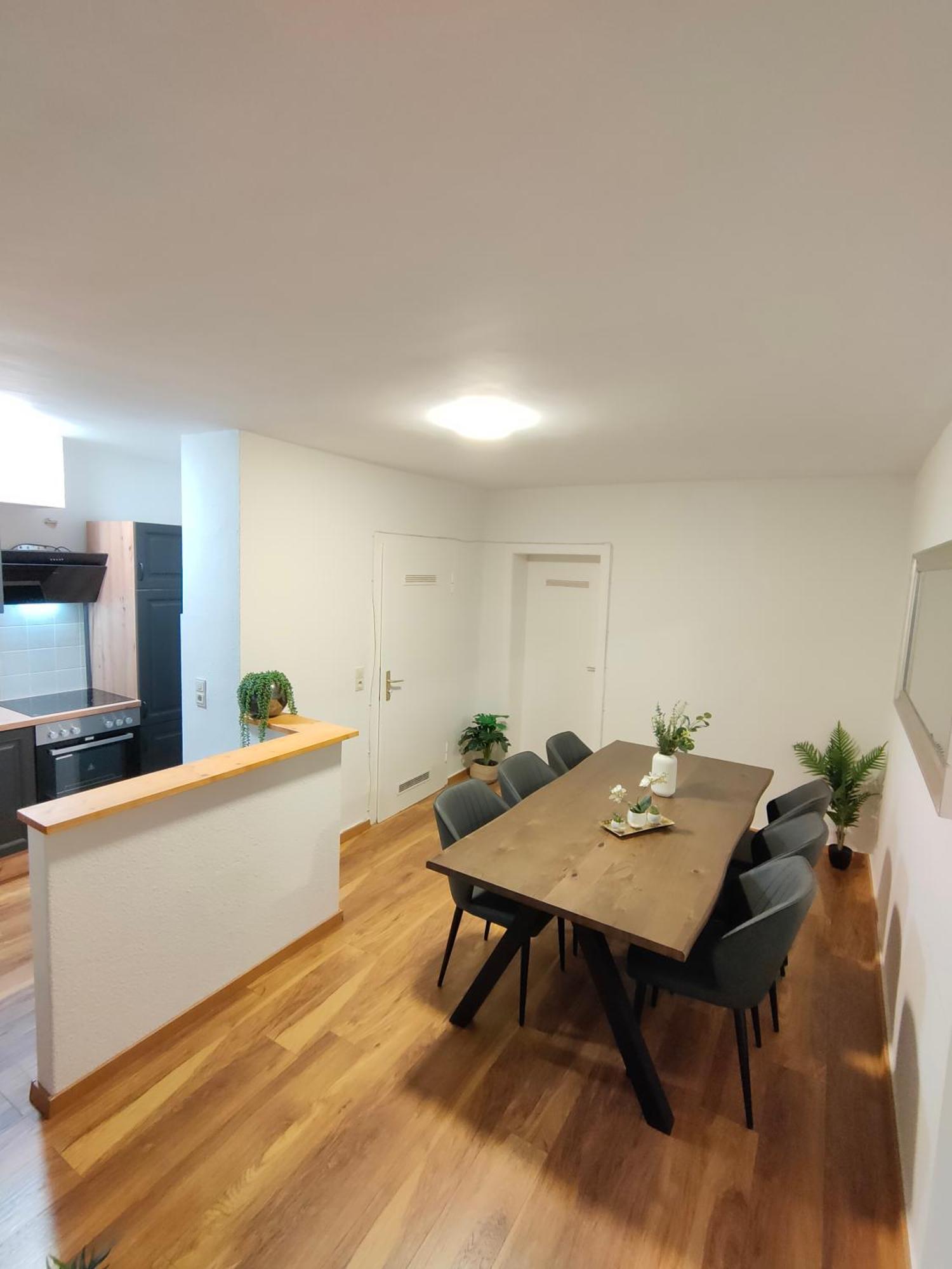 Large Central Apartment - Modern & Fully Equipped - Near Fair Colonia Esterno foto