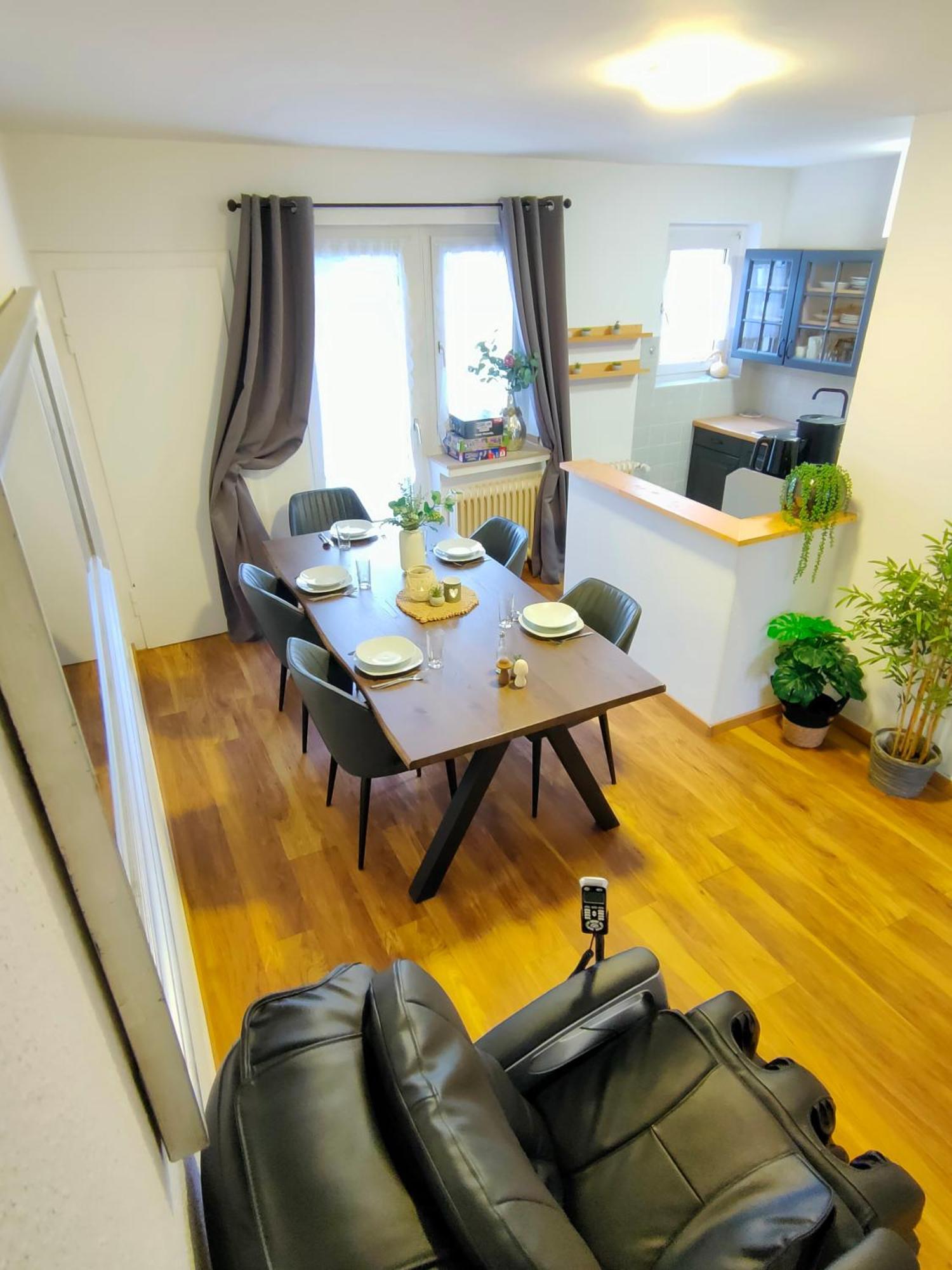 Large Central Apartment - Modern & Fully Equipped - Near Fair Colonia Esterno foto